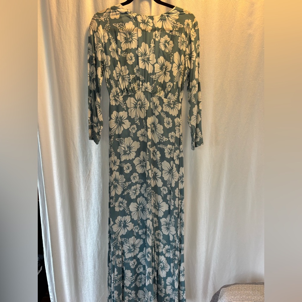Imachicnation Elegant Floral Long Sleeve Dress
